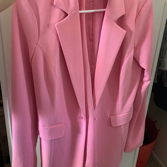 Pink blazer - Picture 2 of 4